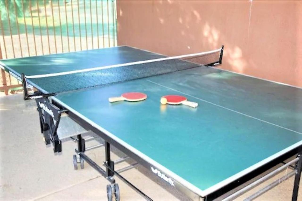 Sedona Pines Resort Zewnętrze zdjęcie Table tennis table